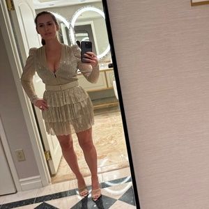 Meet your Posher, Natasha L